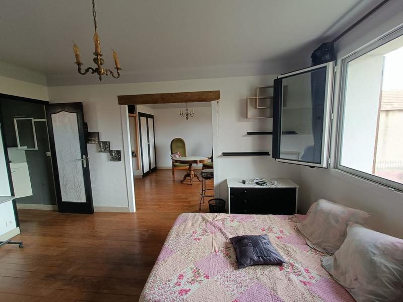 Maison - 245 m² - 6 pièces