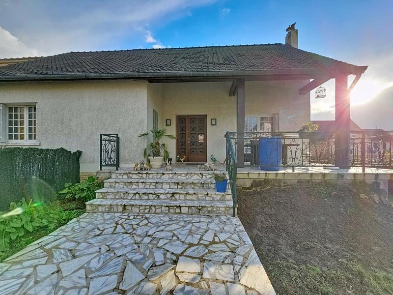 Maison - 160 m² - 6 pièces