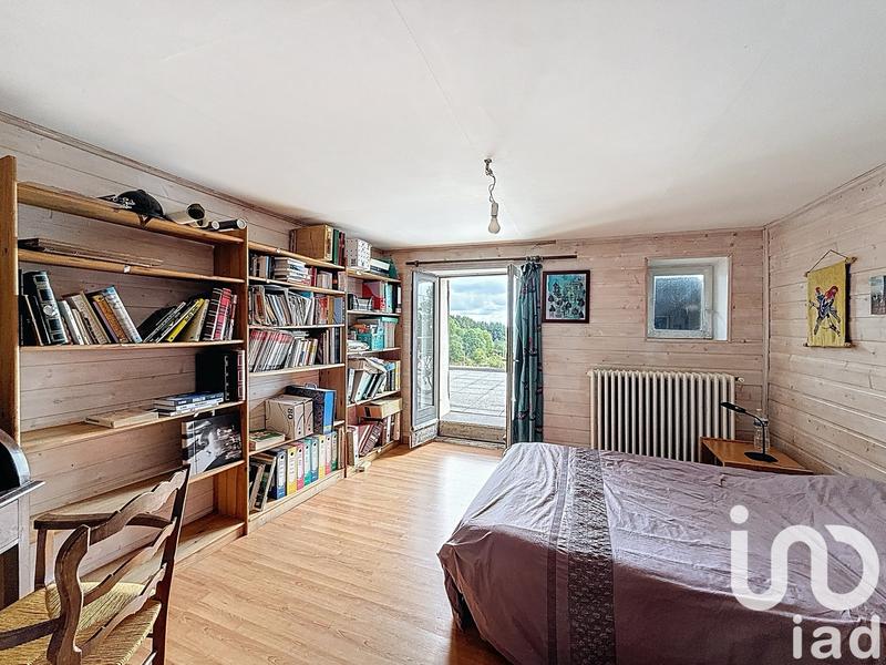 Maison - 214 m² - 7 pièces