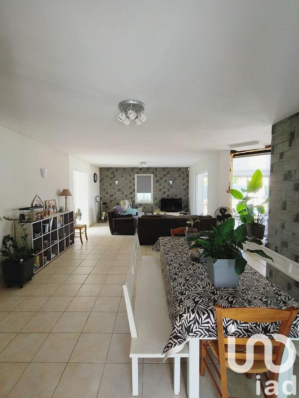 Maison - 170 m² - 8 pièces