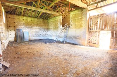 Grange - 330 m² - 4 pièces