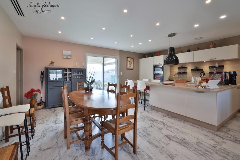 Maison - 132 m² - 6 pièces