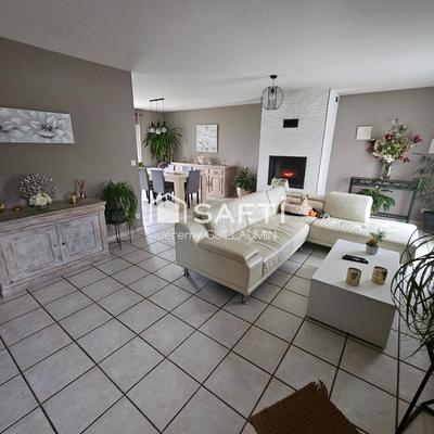 Maison - 108 m² - 4 pièces