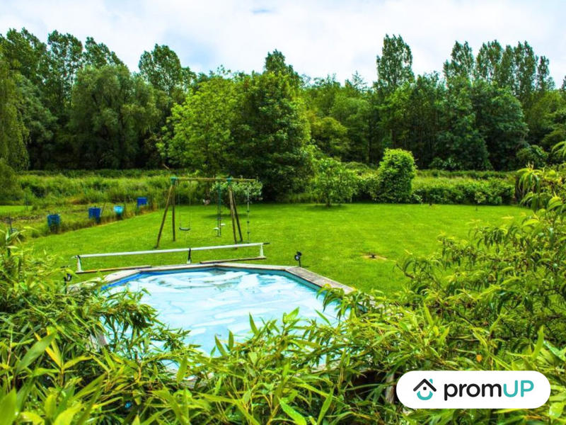 Maison - 212 m² - 7 pièces