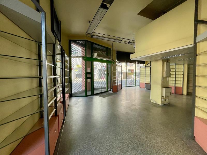 Local commercial - 73 m²