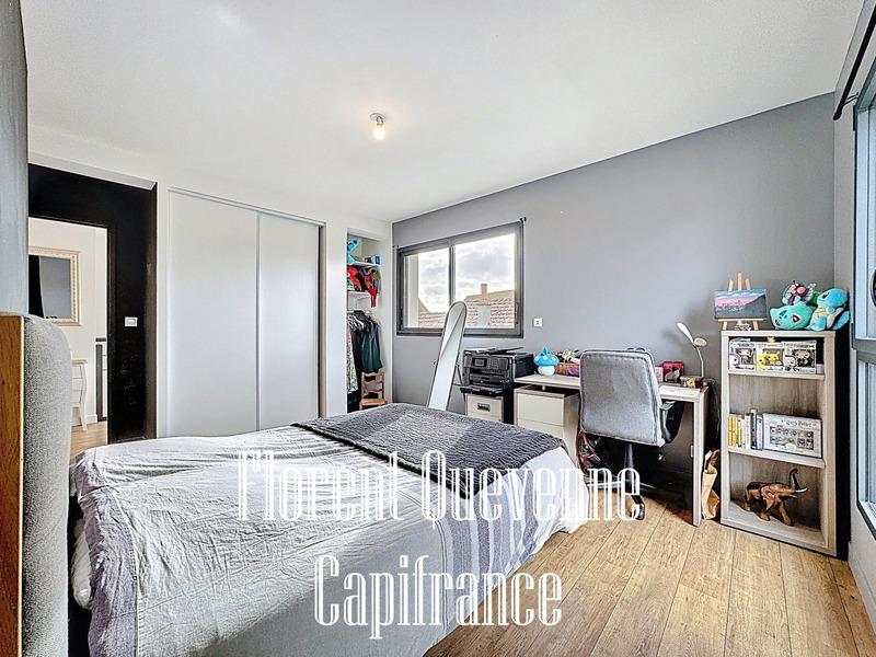 Maison - 180 m² - 6 pièces