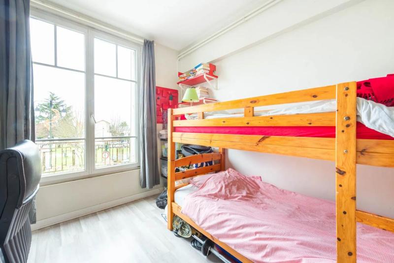 Appartement - 150 m² - 6 pièces