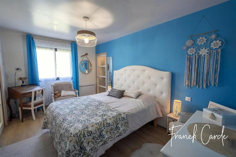 Maison - 159 m² - 8 pièces