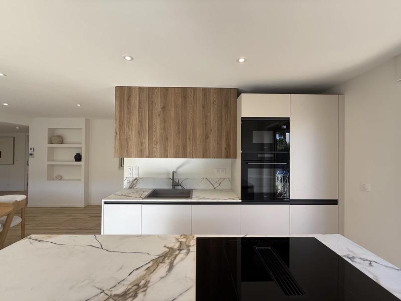 Appartement - 95 m² - 4 pièces