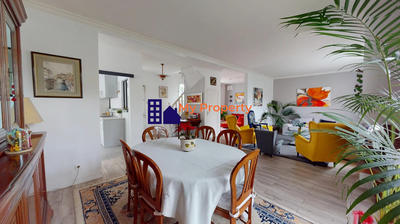 Maison - 175 m² - 7 pièces