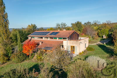 Maison - 183 m² - 5 pièces