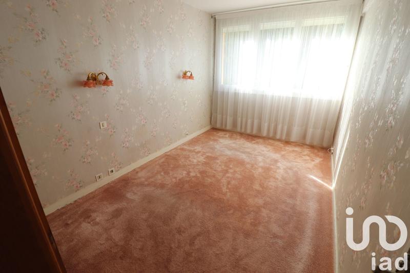 Appartement - 80 m² - 5 pièces