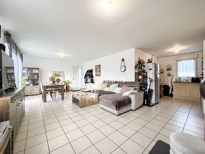 Maison - 83 m² - 4 pièces