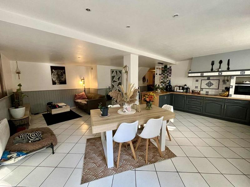 Maison - 130 m² - 5 pièces