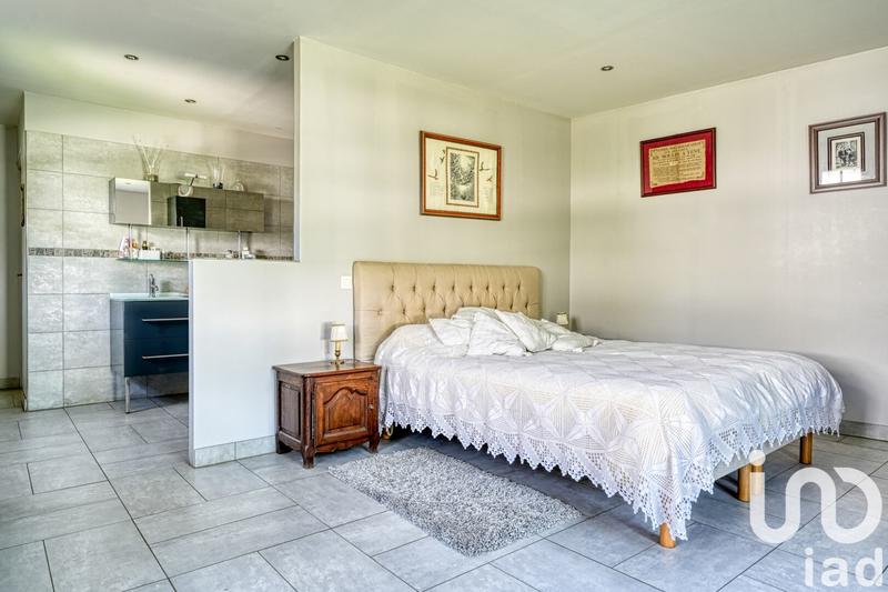 Maison - 183 m² - 7 pièces