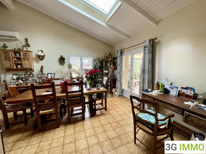 Maison - 122 m² - 4 pièces