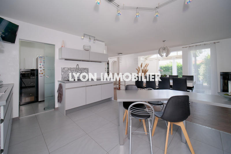 Villa - 187 m² - 7 pièces