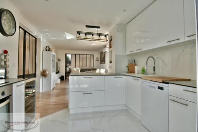 Appartement - 76 m² - 3 pièces