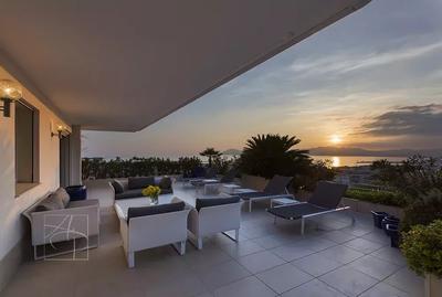 Appartement - 163 m² - 5 pièces