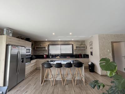 Villa - 121 m² - 5 pièces