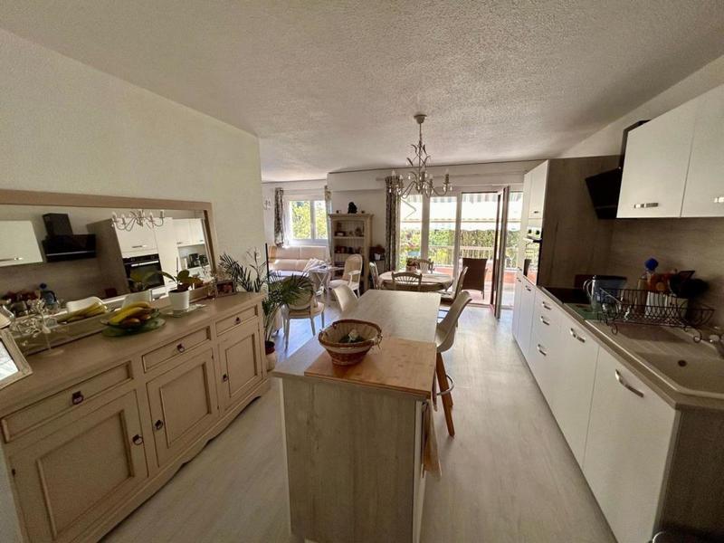 Appartement - 76 m² - 4 pièces