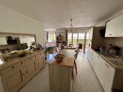 Appartement - 76 m² - 4 pièces