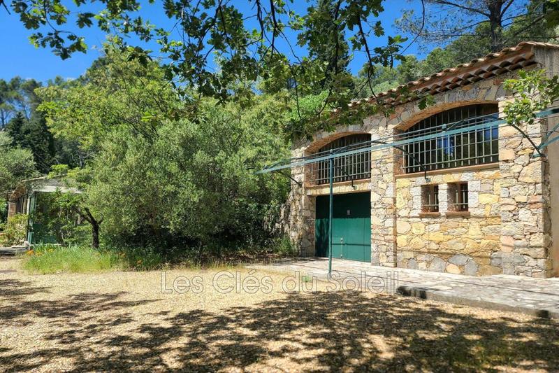 Demeure - 233 m² - 8 pièces