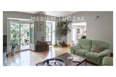 Maison - 180 m² - 7 pièces