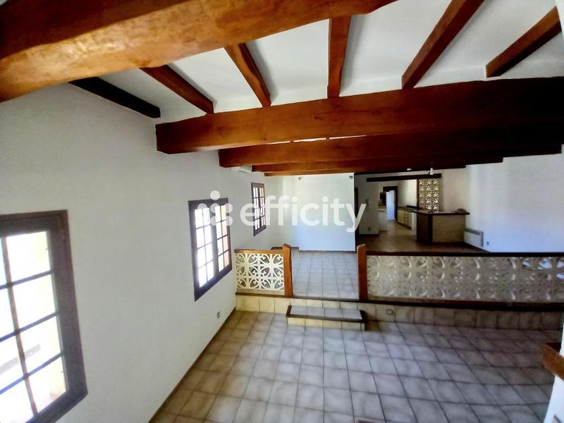 Maison - 146 m² - 7 pièces