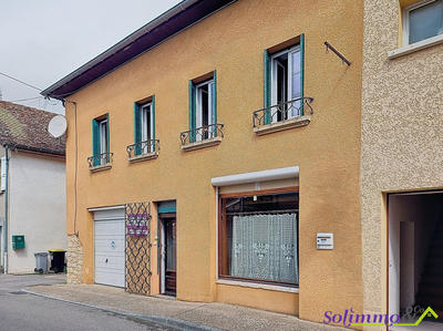 Maison - 153 m² - 8 pièces