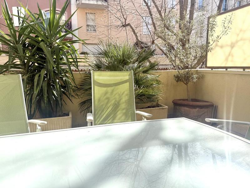 Appartement - 75 m² - 3 pièces