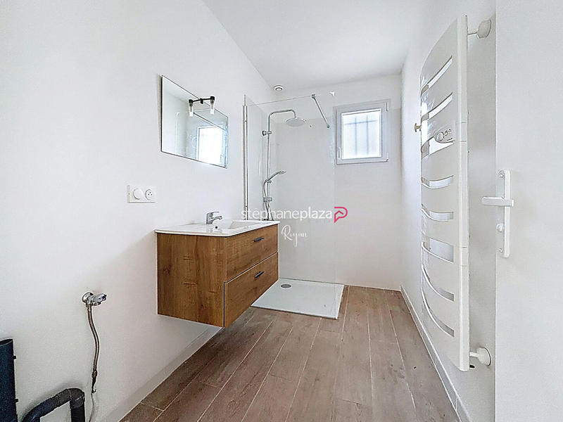 Maison - 76 m² - 3 pièces