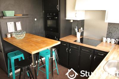 Chambre - 12 m² - 1 pièce