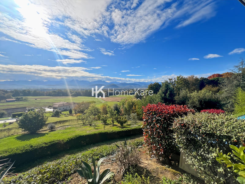 Maison - 180 m² - 7 pièces