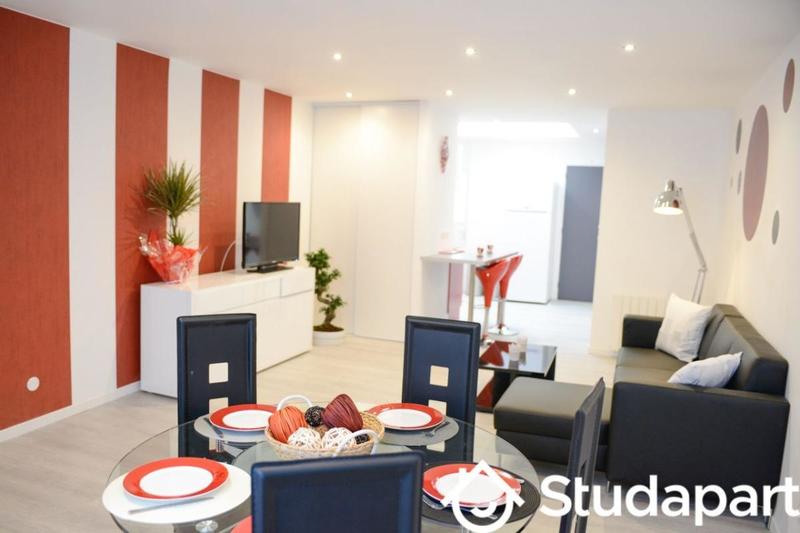 Chambre - 13 m² - 1 pièce