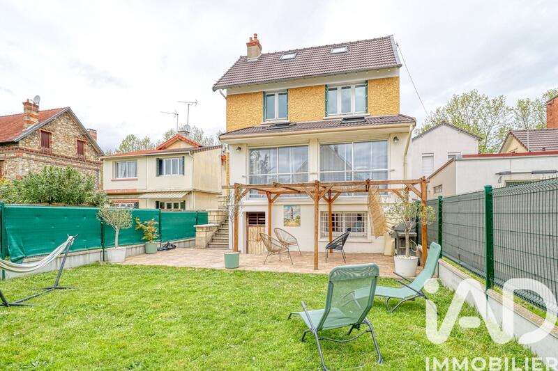 Maison - 130 m² - 7 pièces