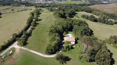 Maison - 163 m² - 5 pièces