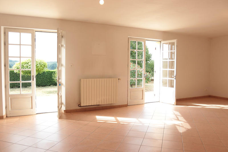 Maison - 234 m² - 8 pièces