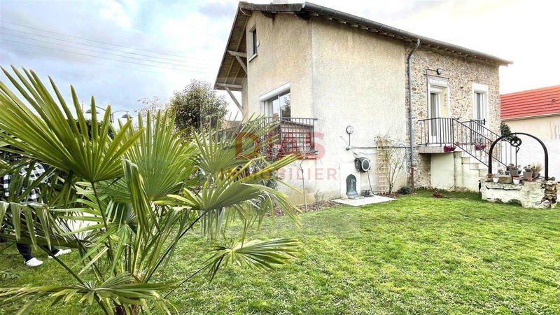 Maison - 105 m² - 7 pièces