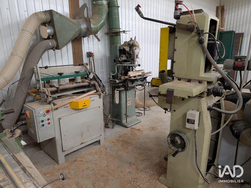 Local commercial - 1 000 m²