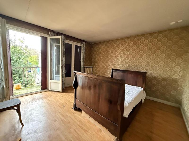 Maison - 93 m² - 5 pièces