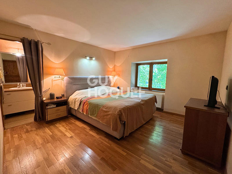 Maison - 514 m² - 15 pièces