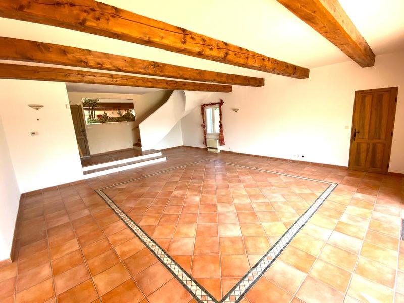 Maison - 192 m² - 6 pièces