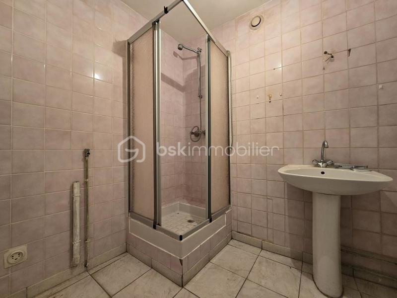 Immeuble - 85 m² - 3 pièces