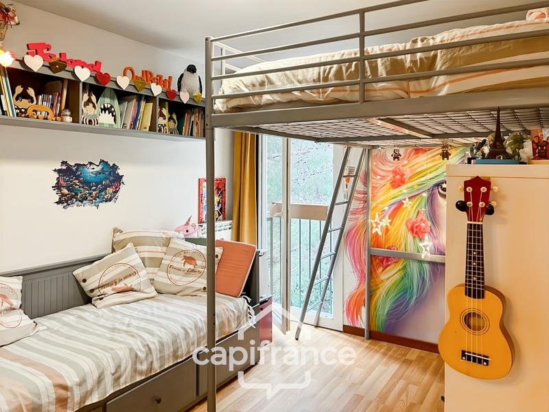 Appartement - 81 m² - 4 pièces