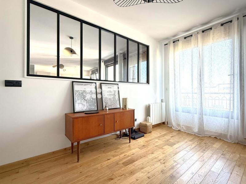 Appartement - 100 m² - 4 pièces