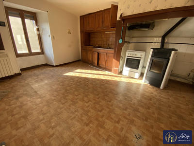 Maison - 60 m² - 3 pièces