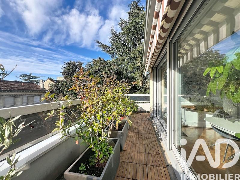 Appartement - 84 m² - 3 pièces