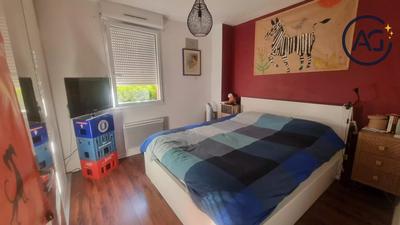 Appartement - 83 m² - 4 pièces