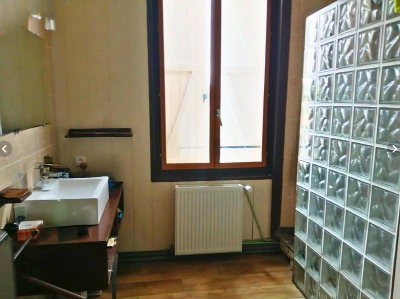 Maison - 10 m² - 4 pièces